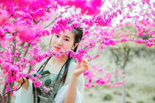 武汉话里品茶聊天的地道表达